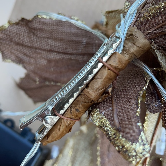 Kringle Express Poinsettia Light Strand - Picture 7 of 8